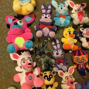 Five number gets of freddys plushies
